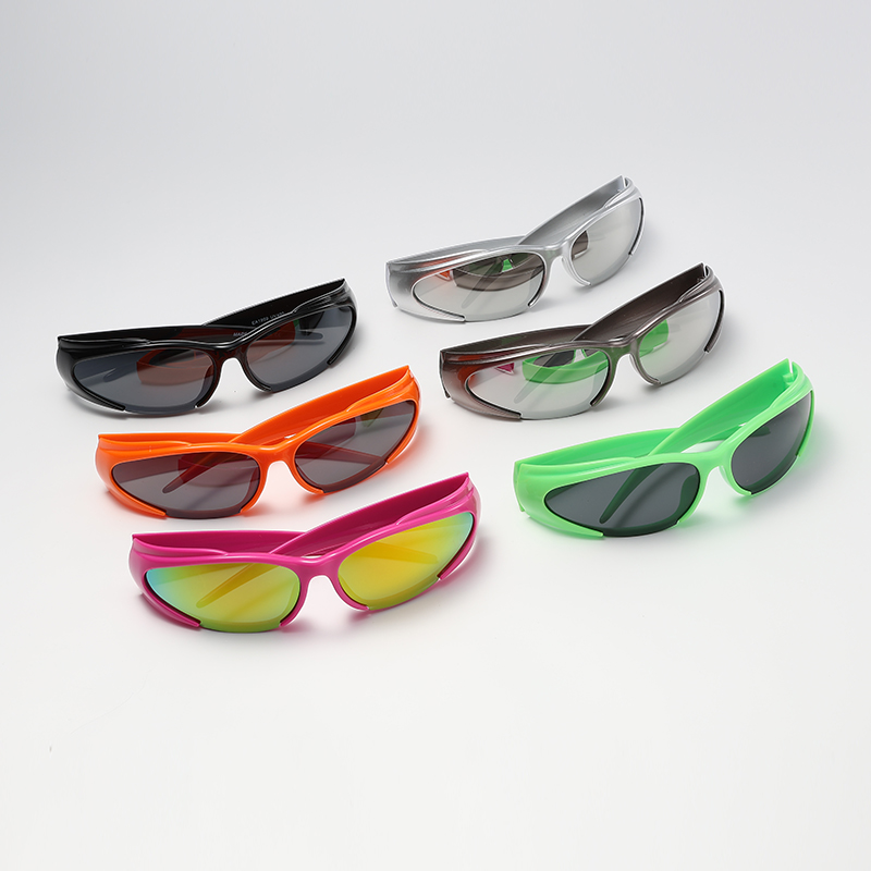 Protective Glasses Y2K Silver  - Cycling In City review and price